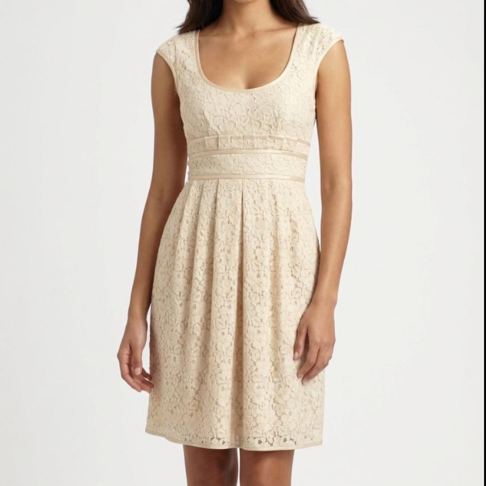 Nanette Lepore Vintage Y2K Cream Lace Dress with Elegant Silhouette